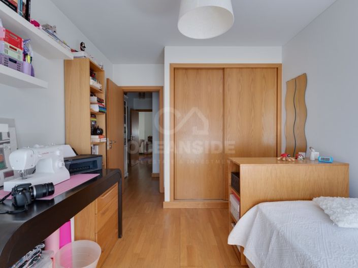 Image No.17-3 Bed Apartment for sale