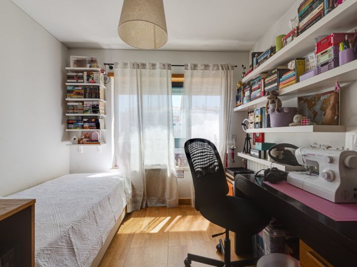 Image No.18-3 Bed Apartment for sale