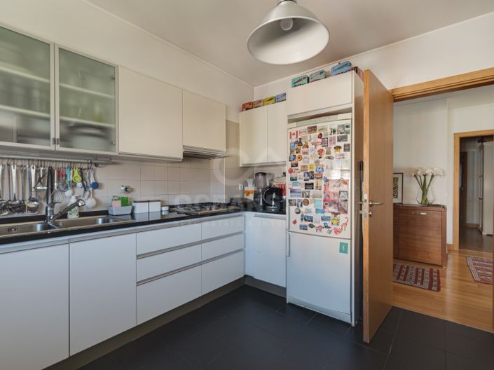 Image No.8-3 Bed Apartment for sale