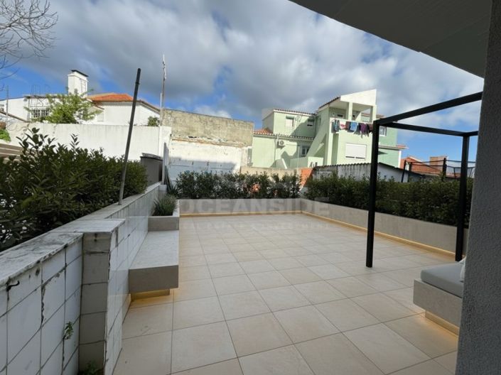 Image No.18-Appartement de 2 chambres à vendre à Almada