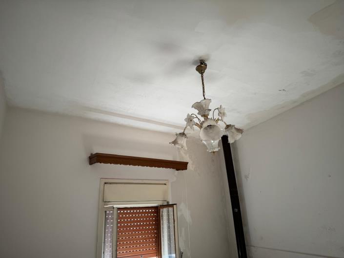 Image No.18-2 Bed Townhouse for sale