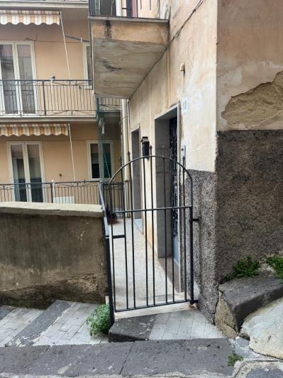 Image No.5-4 Bed Townhouse for sale