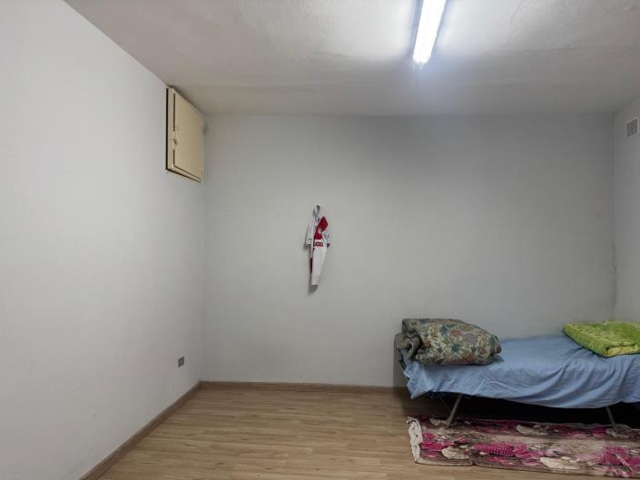 Image No.13-4 Bed Townhouse for sale