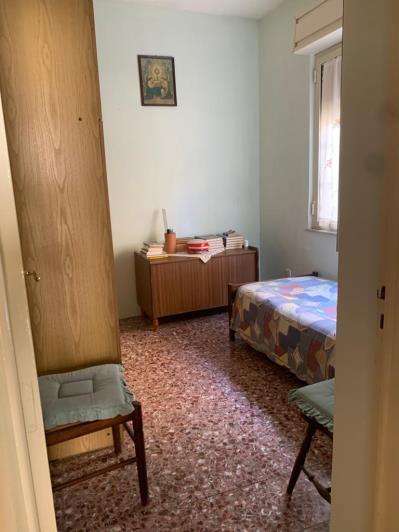 Image No.19-3 Bed Townhouse for sale