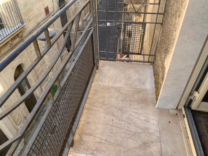 Image No.25-3 Bed Townhouse for sale