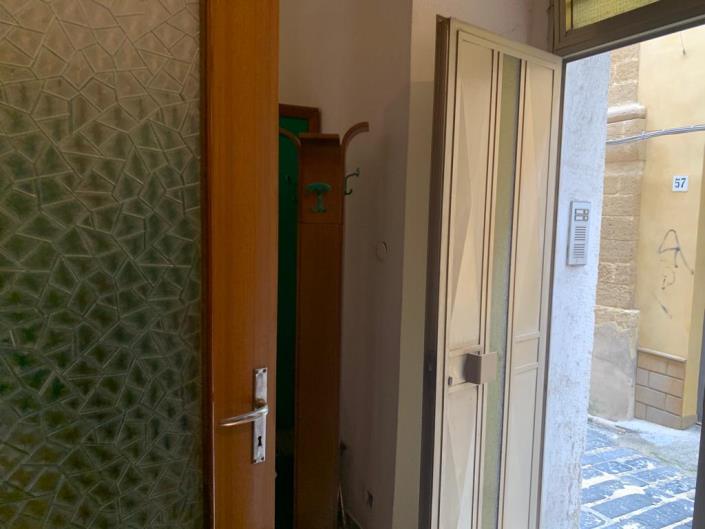 Image No.5-4 Bed Townhouse for sale