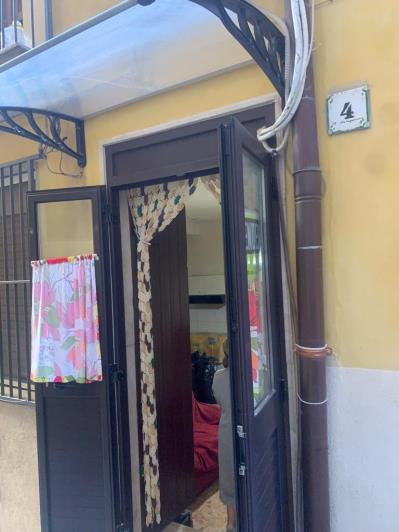 Mineo, Townhouse