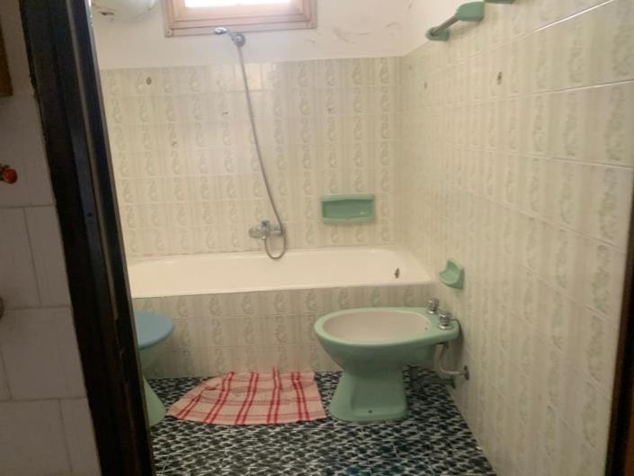 Image No.4-4 Bed Townhouse for sale