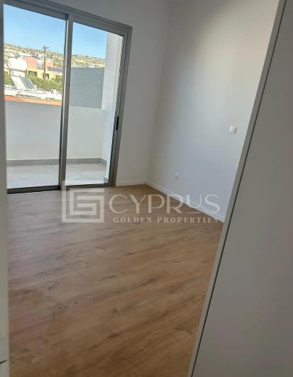 Image No.10-2 Bed Townhouse for sale