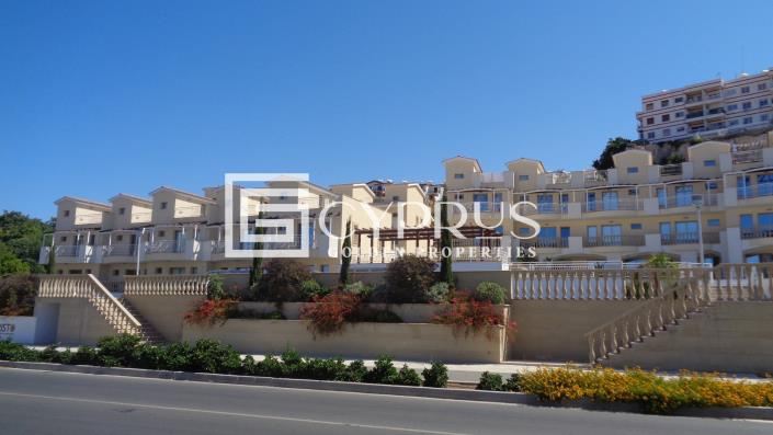 Image No.8-3 Bed Maisonette for sale