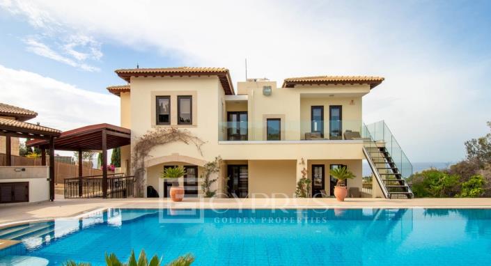 Image No.1-4 Bed Villa / Detached for sale