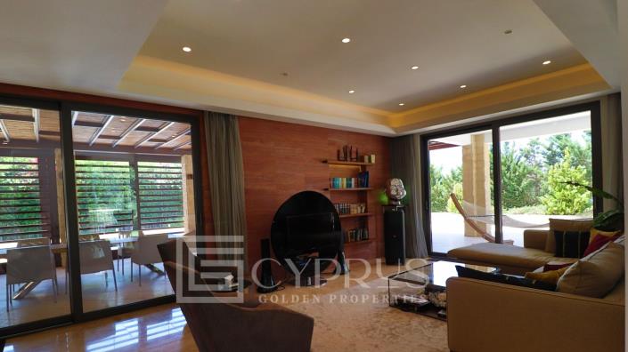 Image No.5-4 Bed Villa / Detached for sale