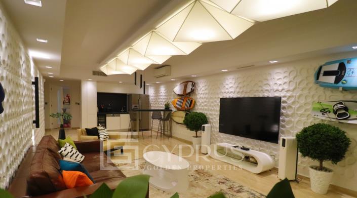 Image No.10-4 Bed Villa / Detached for sale