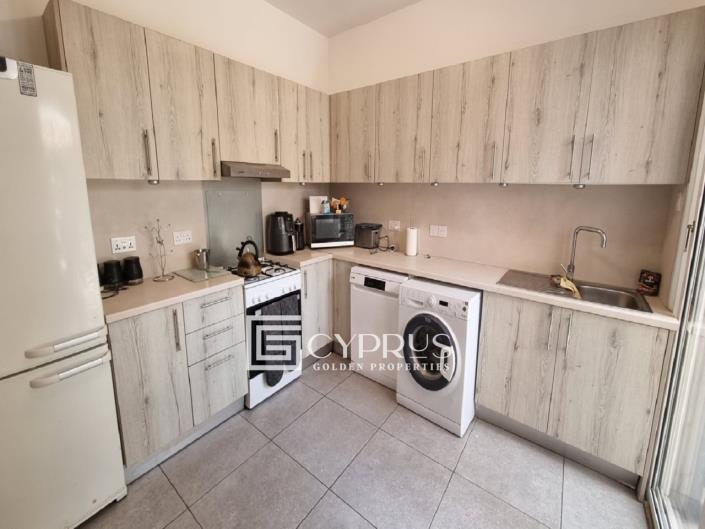 Image No.8-2 Bed Townhouse for sale