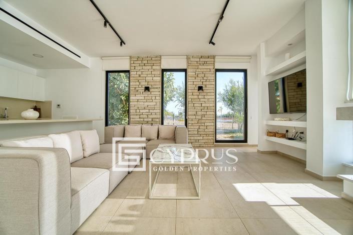 Image No.10-4 Bed Villa / Detached for sale