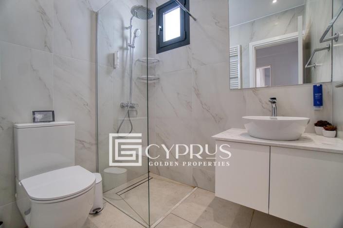 Image No.11-4 Bed Villa / Detached for sale