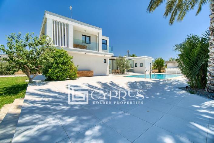 Image No.13-4 Bed Villa / Detached for sale