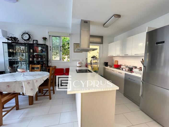 Image No.9-3 Bed Villa / Detached for sale