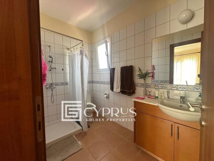 Image No.8-3 Bed Villa / Detached for sale