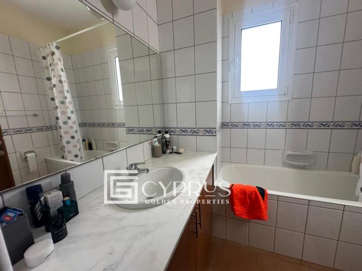 Image No.12-3 Bed Villa / Detached for sale