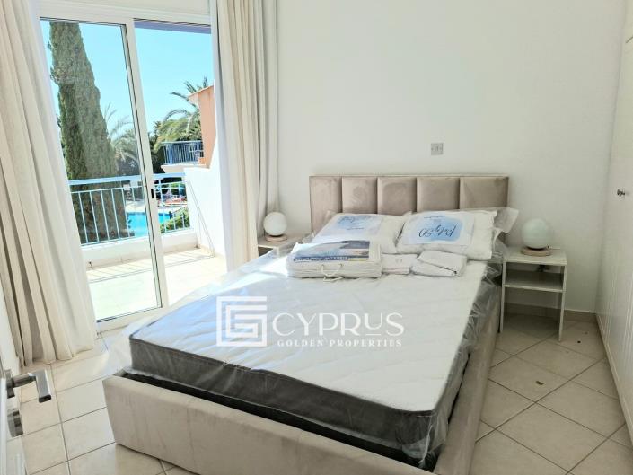 Image No.13-2 Bed Townhouse for sale