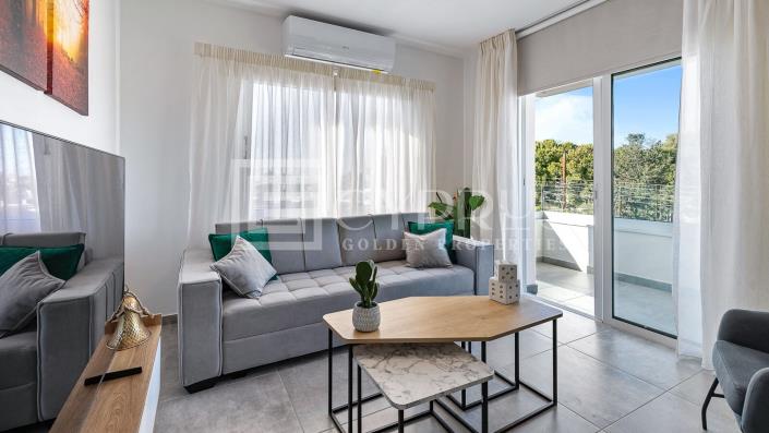 Image No.2-Appartement de 3 chambres à vendre à Yeroskipou