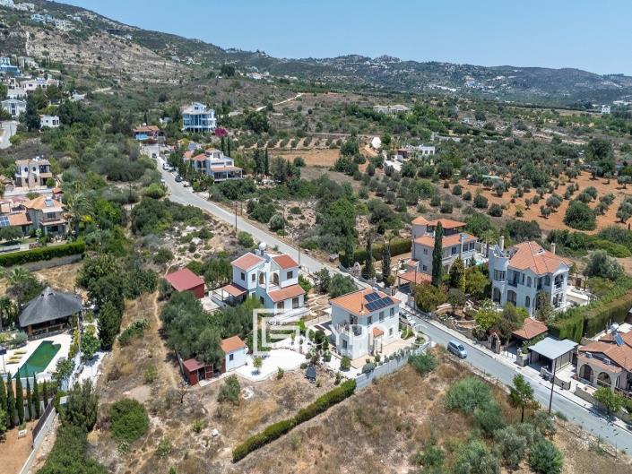 Image No.14-4 Bed Villa / Detached for sale