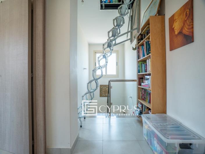 Image No.24-4 Bed Villa / Detached for sale