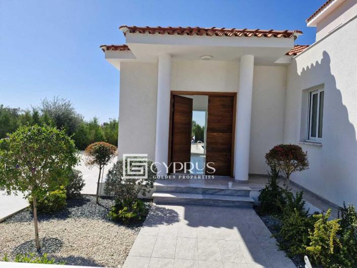 Image No.2-4 Bed Villa / Detached for sale