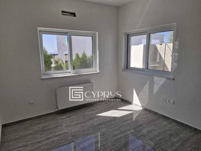 Image No.11-4 Bed Villa / Detached for sale