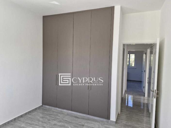 Image No.18-4 Bed Villa / Detached for sale