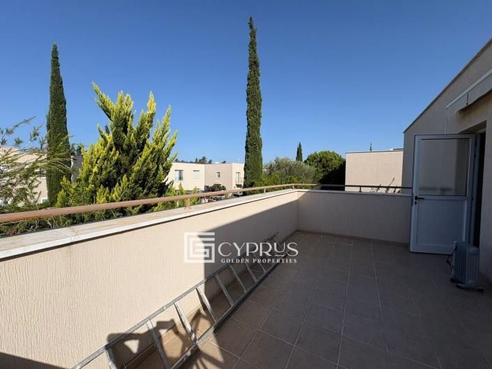 Image No.17-3 Bed Townhouse for sale