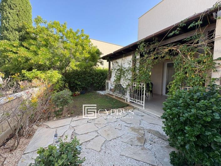 Image No.22-3 Bed Townhouse for sale