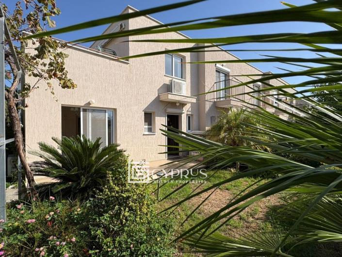 Image No.29-3 Bed Townhouse for sale