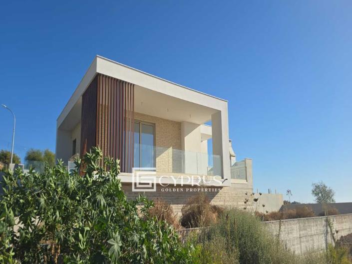 Image No.2-3 Bed Villa / Detached for sale