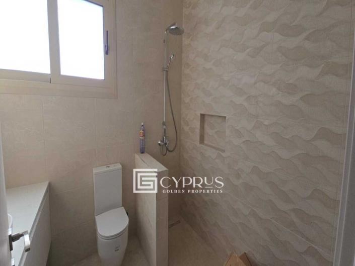 Image No.9-3 Bed Villa / Detached for sale