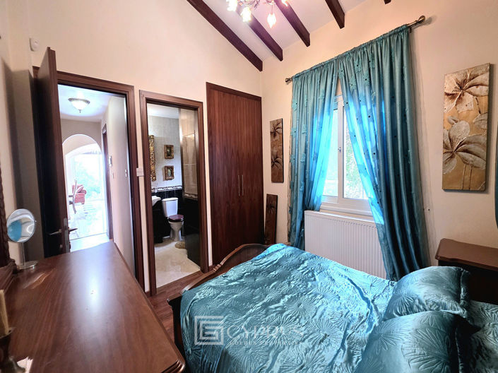 Image No.18-3 Bed Bungalow for sale