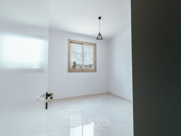 Image No.18-3 Bed Apartment for sale