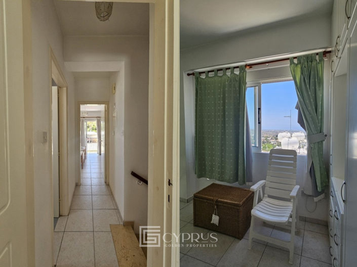 Image No.10-2 Bed Townhouse for sale