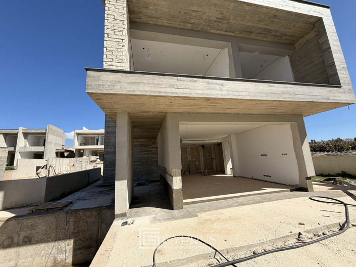 Image No.2-3 Bed Villa for sale