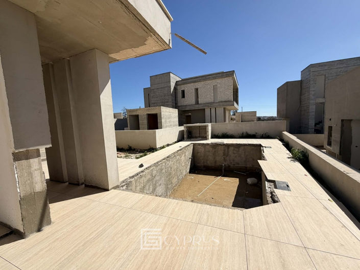 Image No.5-3 Bed Villa for sale