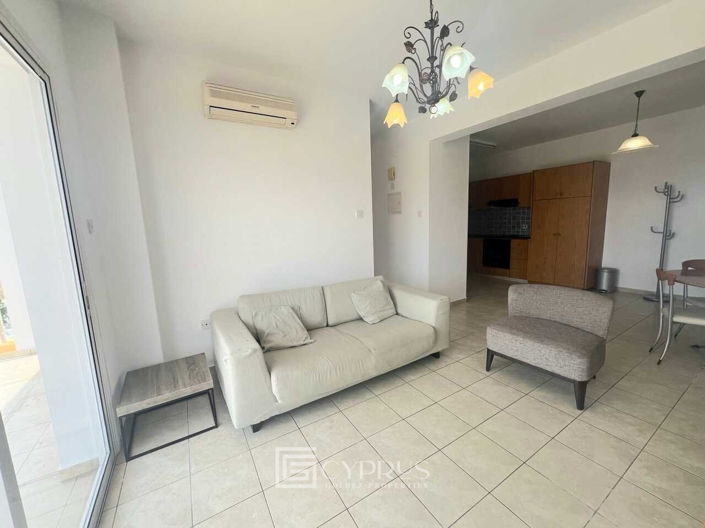 Image No.2-Appartement de 2 chambres à vendre à Universal