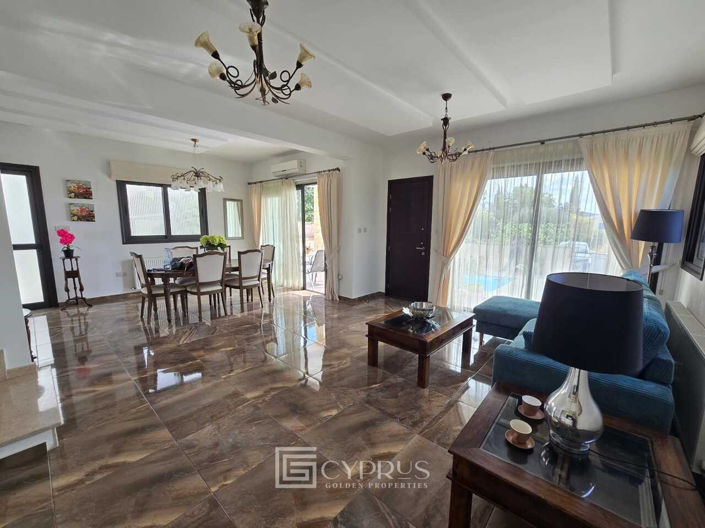 Image No.10-Villa de 3 chambres à vendre à Peyia