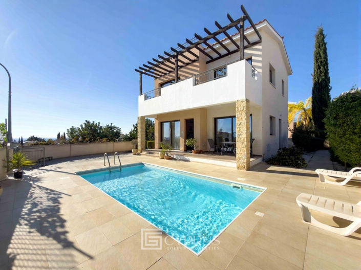 Image No.2-Villa de 3 chambres à vendre à Peyia