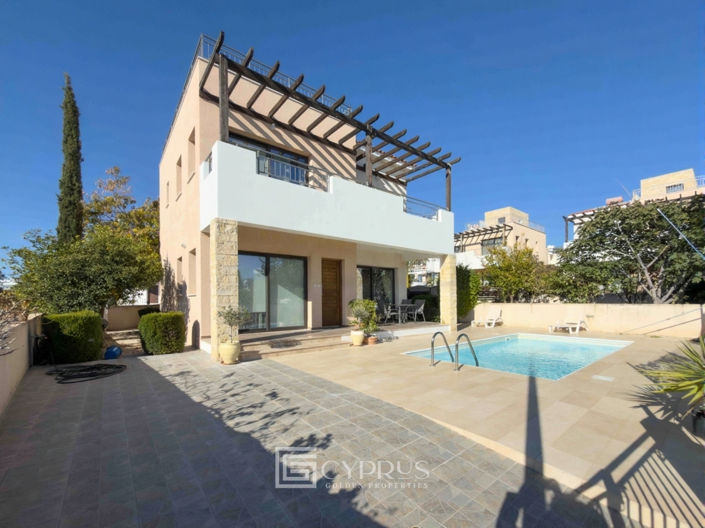 Image No.3-Villa de 3 chambres à vendre à Peyia