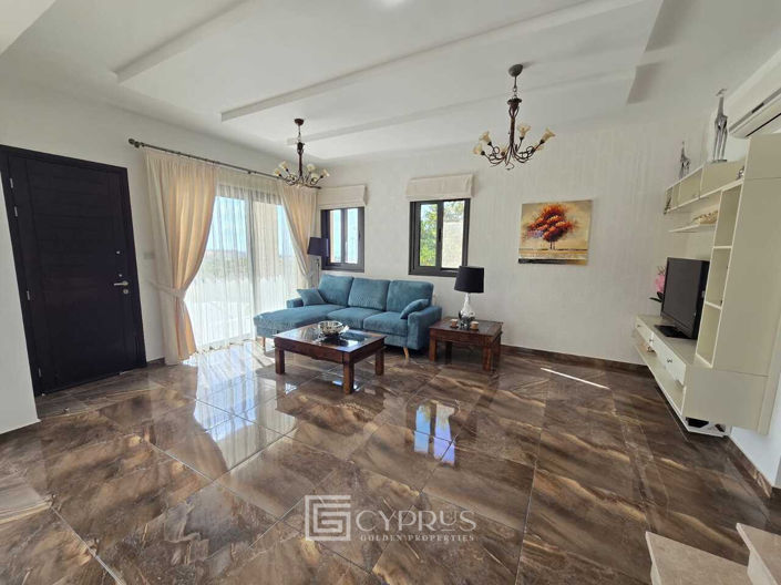 Image No.8-Villa de 3 chambres à vendre à Peyia