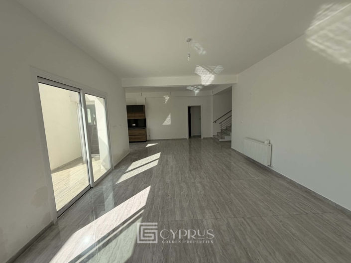 Image No.12-Villa de 4 chambres à vendre à Peyia