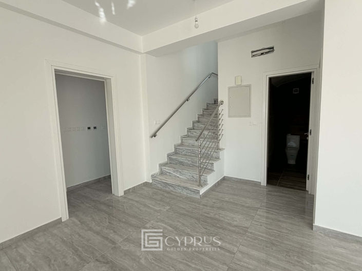 Image No.15-Villa de 4 chambres à vendre à Peyia