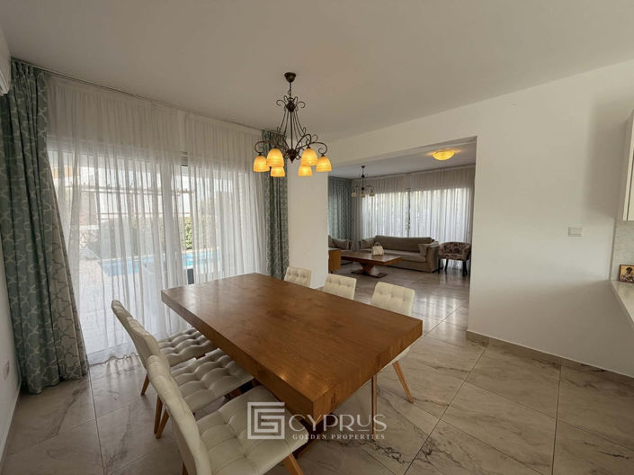 Image No.14-3 Bed Villa for sale