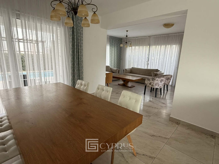 Image No.8-3 Bed Villa for sale